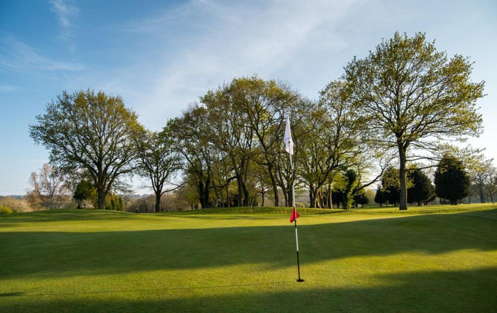 Sedlescombe Golf Hotel Esterno foto
